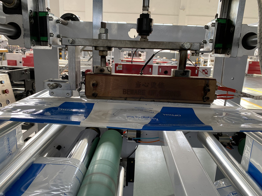 12kw 3 Automatic Side Sealing Machine Soldered Plastic Film Folding 400m/Min